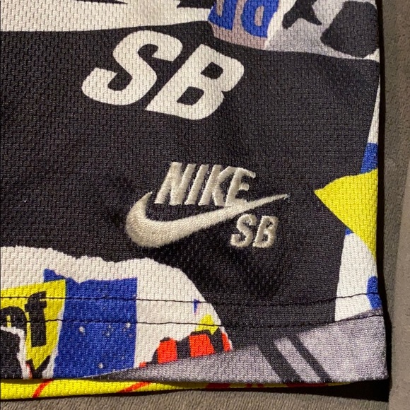 Nike SB skateboard shorts - Picture 3 of 5